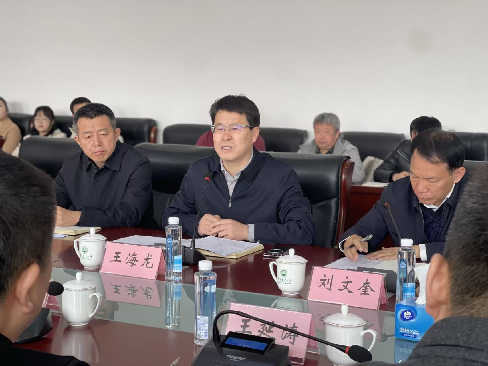 聚羧酸高性能减水剂（SPF-300）●&nbsp;保坍型